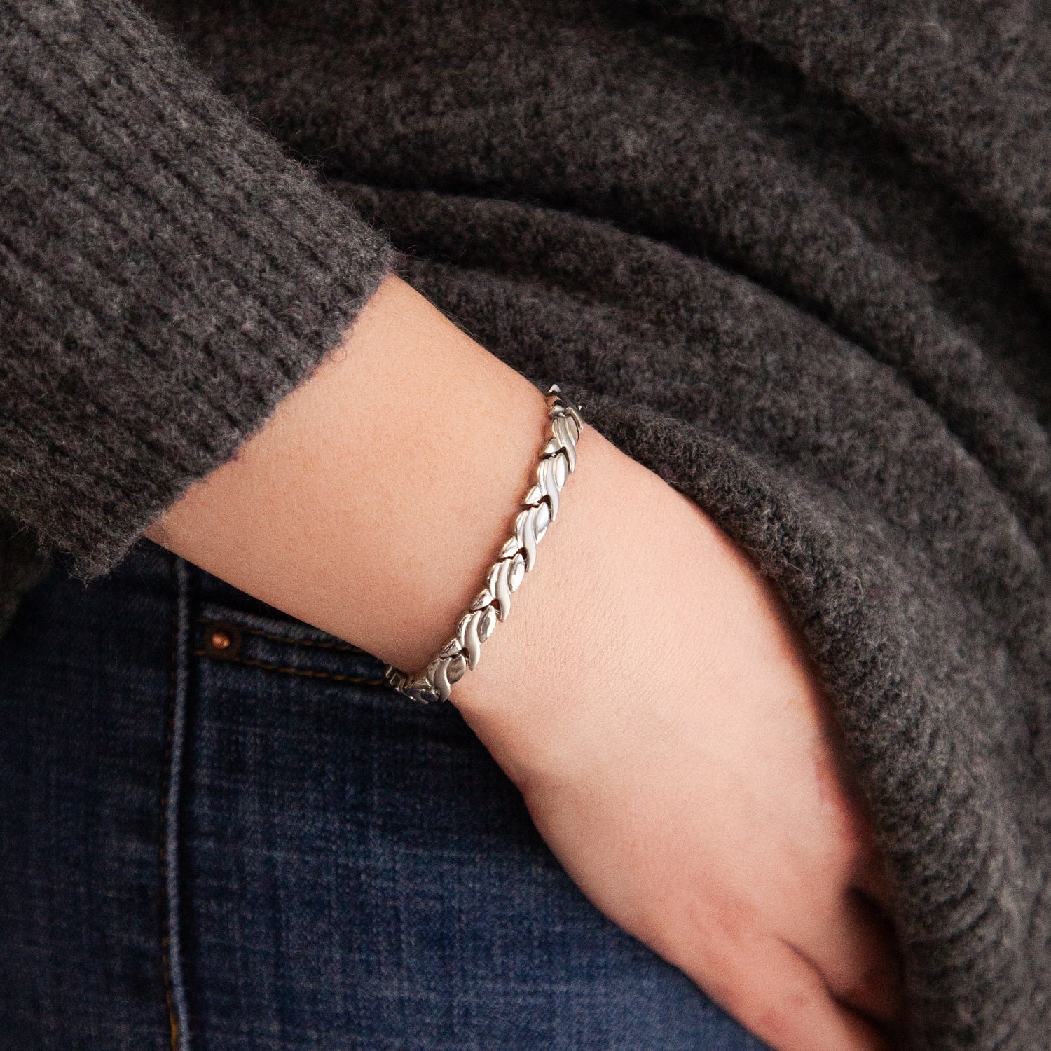 Flawless – Negative Ion Bracelet with Brushed Stainless Steel Waves