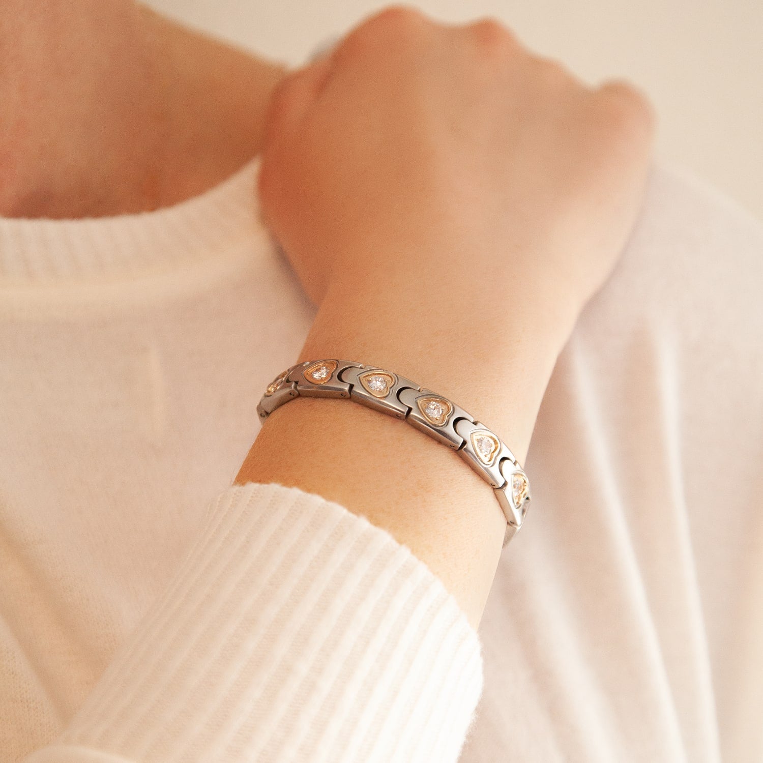 Hearts Negative Ion Bracelet – Titanium with Gold Hearts & Swarovski Crystals