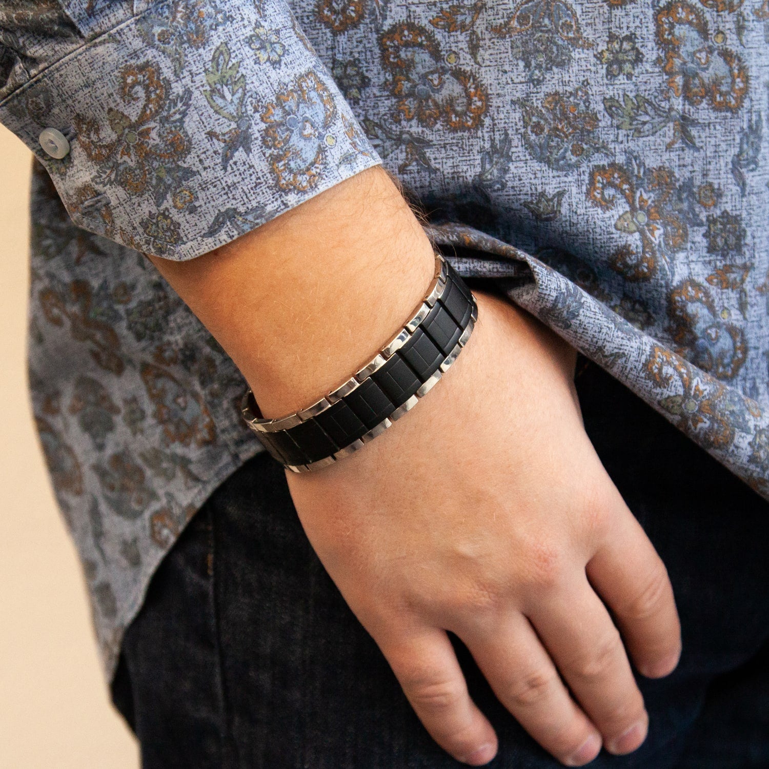Radiance - Negative Ion Bracelet, Titanium & Black Onyx
