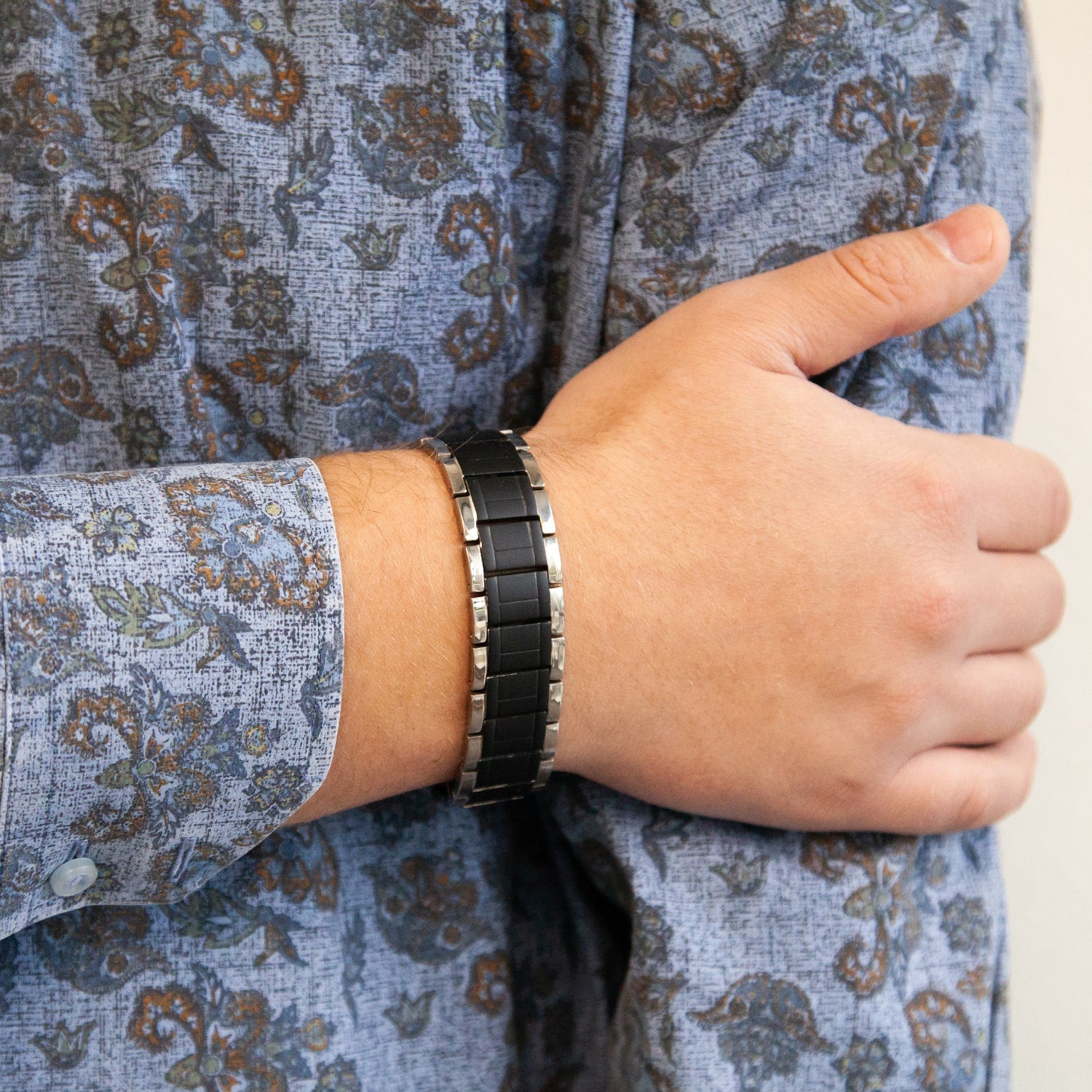 Radiance - Negative Ion Bracelet, Titanium & Black Onyx